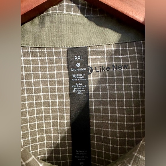 Lululemon “Like New” Grid Light Short Sleeve Shirt - XXL - Grey - Picture 6 of 10